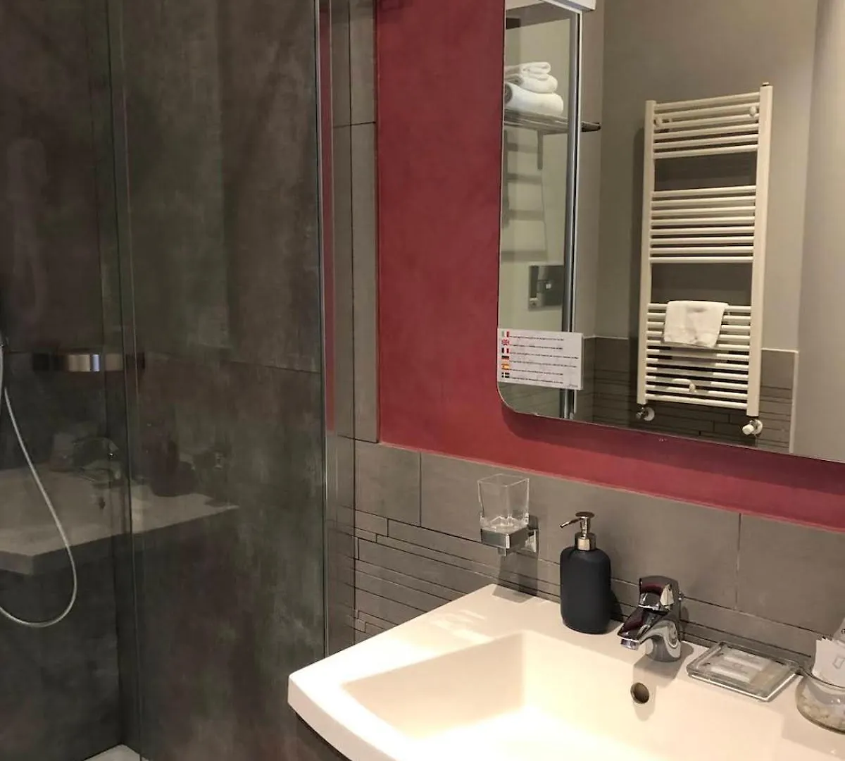 La Dimora Bed & Breakfast Catania 3*,