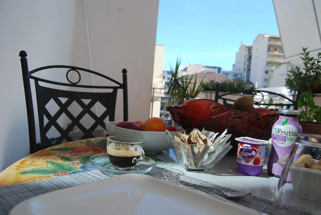 La Dimora Bed & Breakfast Catania 3*,