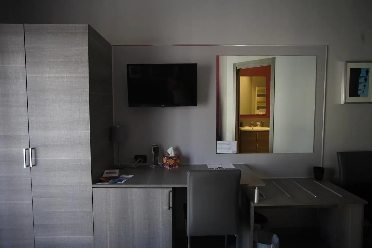 ***  La Dimora Bed & Breakfast Catania Italy
